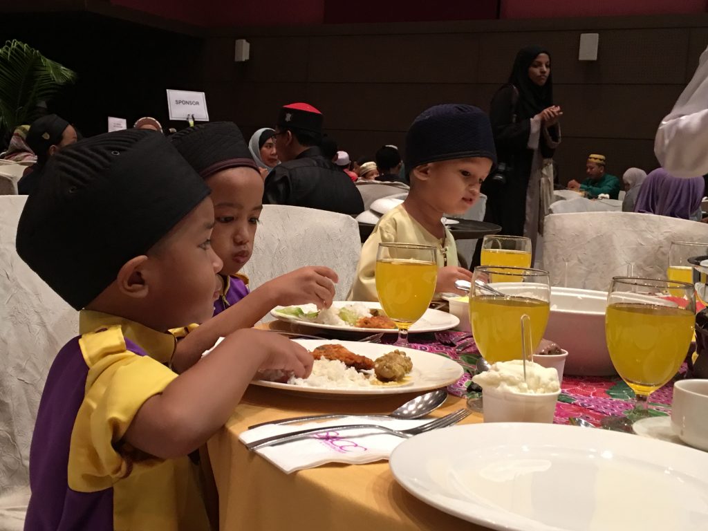 Majlis Berbuka Puasa SACC bersama Anak-anak Yatim Rumah Amal Al-Firdaus